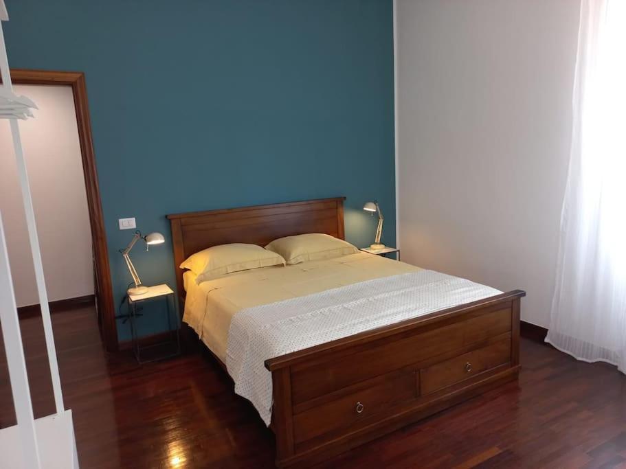 דירות סלרנו Giulia Town House Tra Citta E Mare מראה חיצוני תמונה